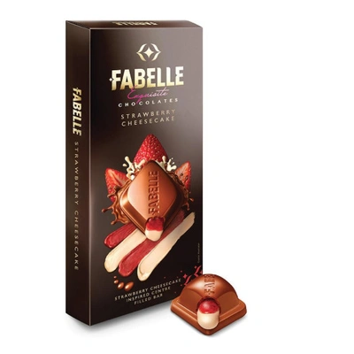 Fabelle Luxury Chocolates Strawberry Cheese Centre Filled Bar Infused with Cheese Mousse and Strawberry 131g