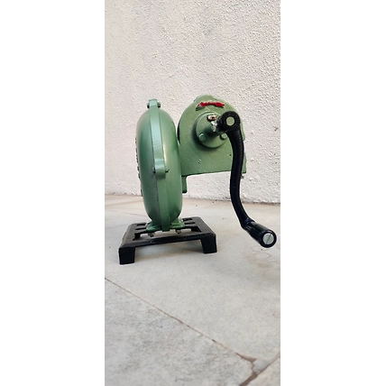 Hand Crank Blacksmithing Forge Blower, Cast Aluminum Manual Mini Blower no 25-3