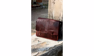 Classic Leather Messenger Briefcase