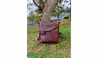 Vintage Leather Flap Crossbody Bag