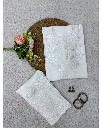 💃🏻💃🏻 Elegant Muslin Suit with Thred Work, 40&quot; Length, 0.700 GRM Weight, Size up to 42 (Free size) and 👖👖 Stylish Havy Reyon Pent with Thred Work, 40&quot; Length, Full Stiched with Elastic (up to 42) Size-White-1