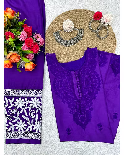 💃🏻💃🏻 Elegant Muslin Suit with Thred Work, 40&quot; Length, 0.700 GRM Weight, Size up to 42 (Free size) and 👖👖 Stylish Havy Reyon Pent with Thred Work, 40&quot; Length, Full Stiched with Elastic (up to 42) Size-RKD1395-Purple