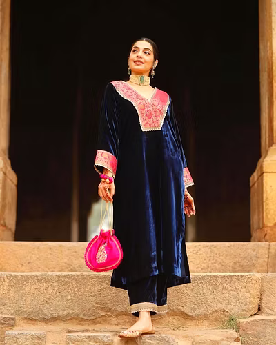 Velvet Suit with Jacquard Lace Work, 0.750 KG, M(38)-XL(42), Side Pocket, Velvet Pent, Lace Work, Full Stiched, Elastic (up to 42)-Navy Blue-L-1