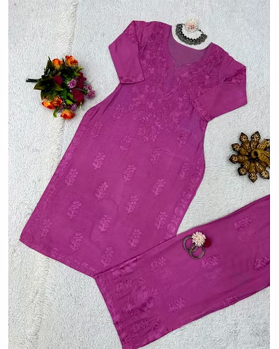 💃🏻💃🏻Havy Reyon Chain-Stitch Suit, Weight 0.700 GRM, Colour 6, Length 40, Size M(38)-XXL(44)💃🏻💃🏻
👖Havy Reyon Chain-Stitch Palzoo, Length 40, Size Full Stiched with Elastic (up to 44)👖-Magenta-L-4