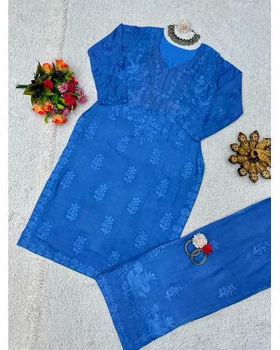 💃🏻💃🏻Havy Reyon Chain-Stitch Suit, Weight 0.700 GRM, Colour 6, Length 40, Size M(38)-XXL(44)💃🏻💃🏻
👖Havy Reyon Chain-Stitch Palzoo, Length 40, Size Full Stiched with Elastic (up to 44)👖-Blue-XXL-4