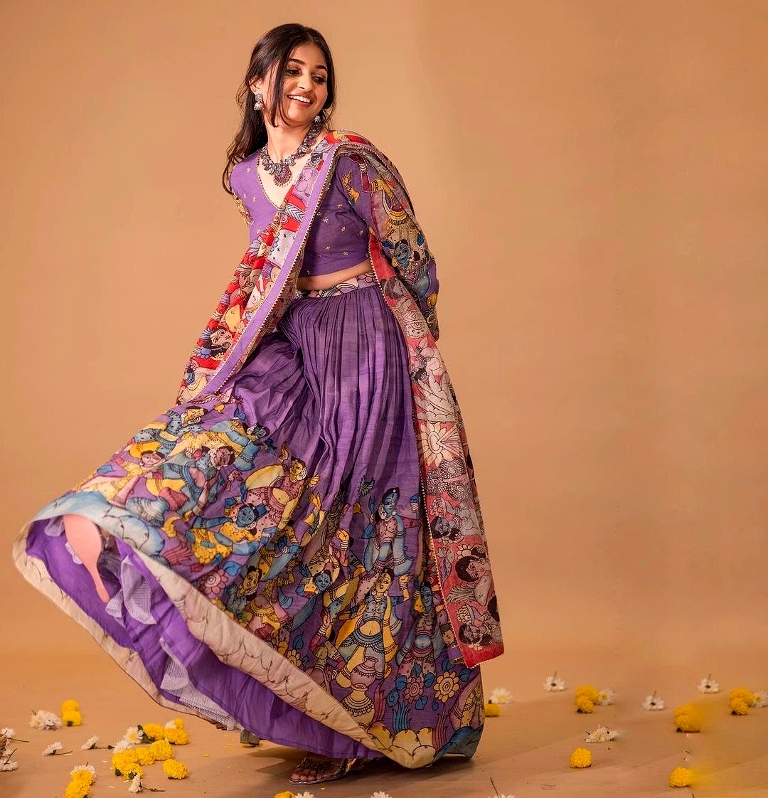 Elegant Vichitra Sequence Lehenga with Ultra Satin Inner and 4m Flair, Semi-Stitched image 2