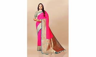 Soft Silk Saree with Zari Weaving Design & Rich Zari Pallu