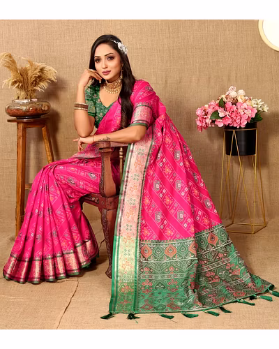 Soft Patola Silk Saree with Meenakari Zari Motifs, Rich Pallu, and Silk Blouse Piece-Pink-1
