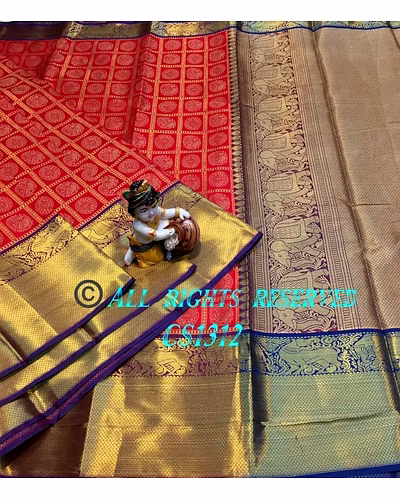 Kanchipuram Handloom Silk Saree with Rich Zari Pallu Border and Figure Design-PCFkanan-Red