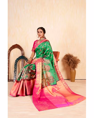 Pattu Kalamkari Silk Saree with Brocade Blouse and Contrast Pallu-Green-3