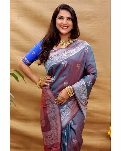 Elegant Pure Silk Handloom Saree with Jari Border and Pallu-Green-1