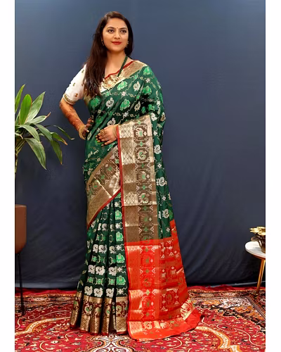 Kanchipuram Handloom Pure Silk Saree with Gold Jari and Pink Border-PCFPure2-Green