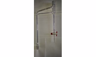 Borosilicate Glass Clevenger Apparatus with 1000 mL Flask, 10 mL Clevenger & Liebig Condenser