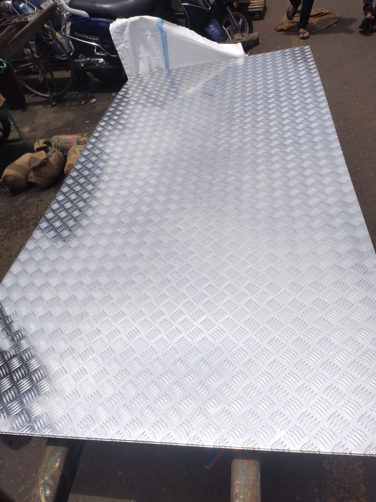 Stainless Steel 316 Chequered Plate-3