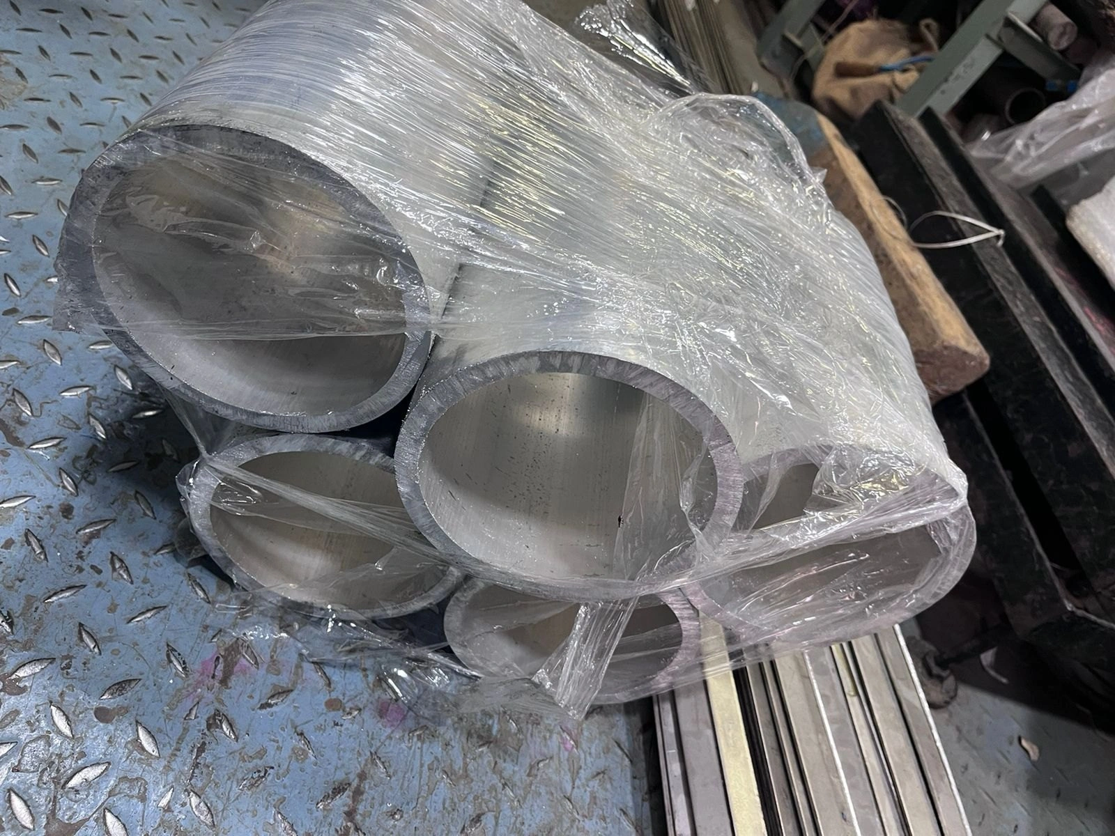 Aluminum Round Tube-1