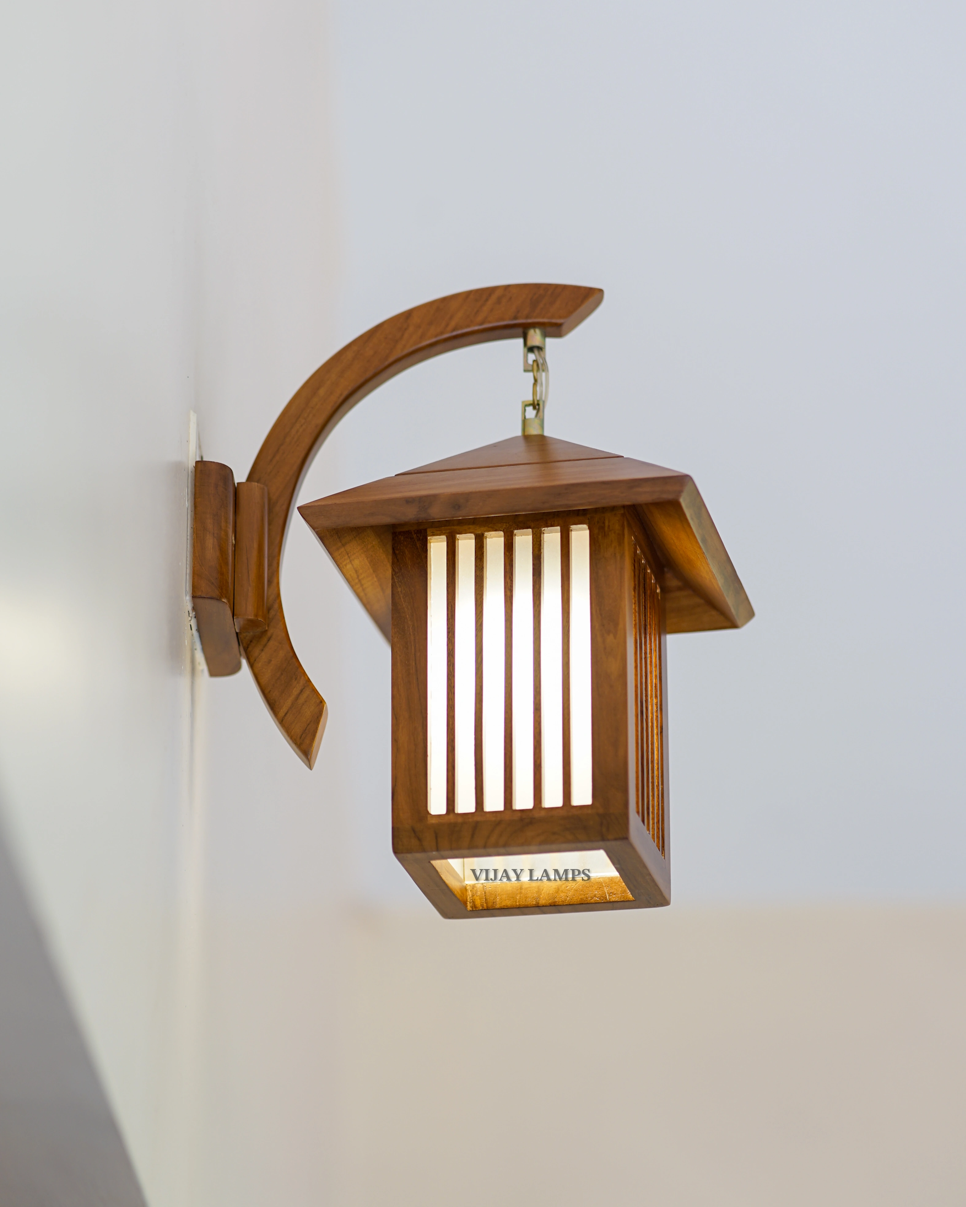 LOUVER TEAK WOODEN WALL LAMPS-1