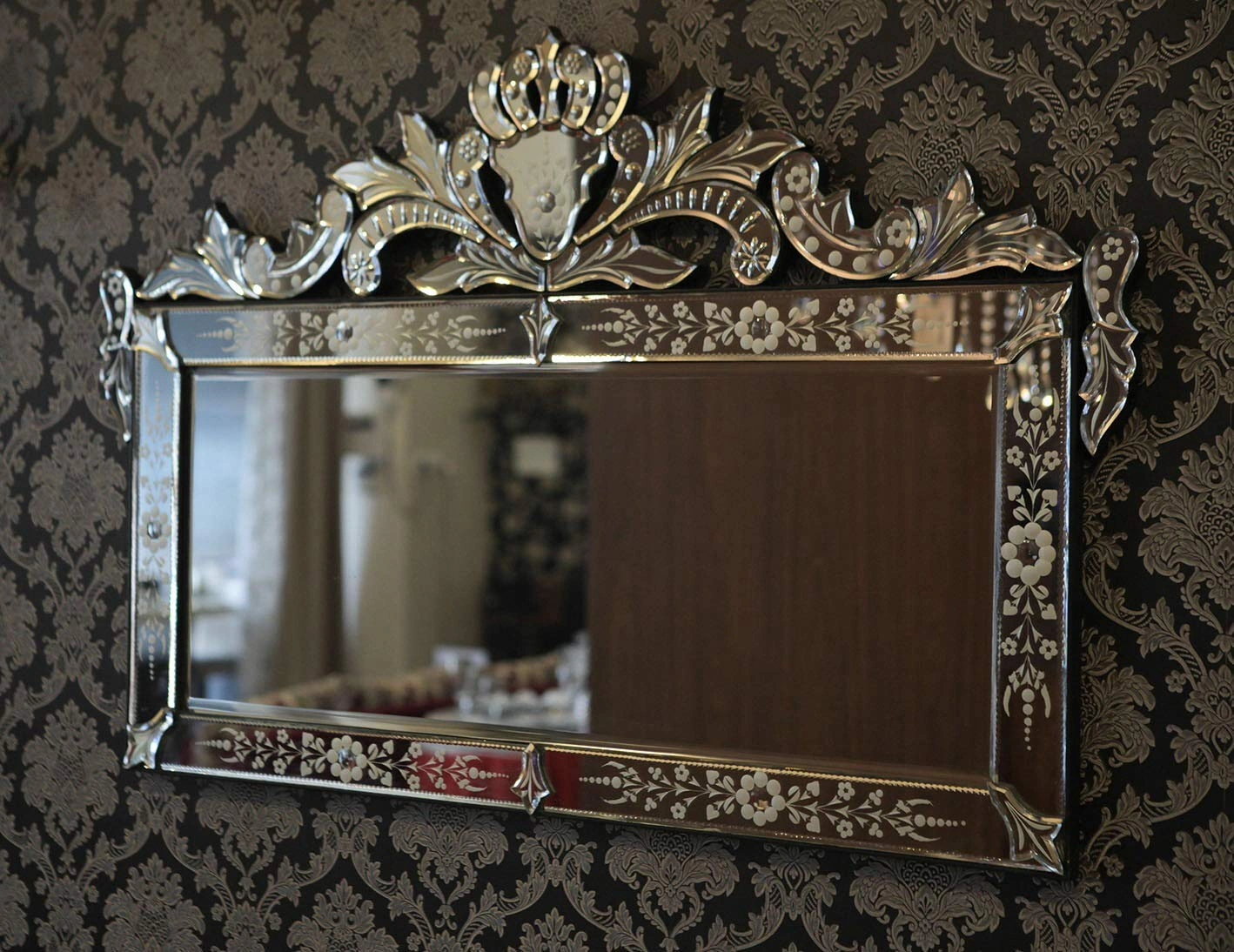 Saint Gobain Glass Frame Venetian Antique Mirror, For Hotel, Size: 24&quot; X 48&quot;-12620882