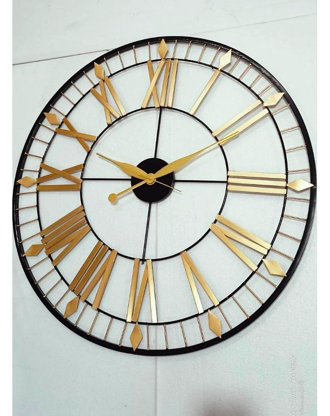 Limelight Decorative Wall Clock Metal Wall Clock, Gingko Leaf Wall Clock Big Size, Big Wall Clock for Living Room Watch Wall Clock, Wall Decoration Items for Living Room/Bedroom/Office/Hall-12625594
