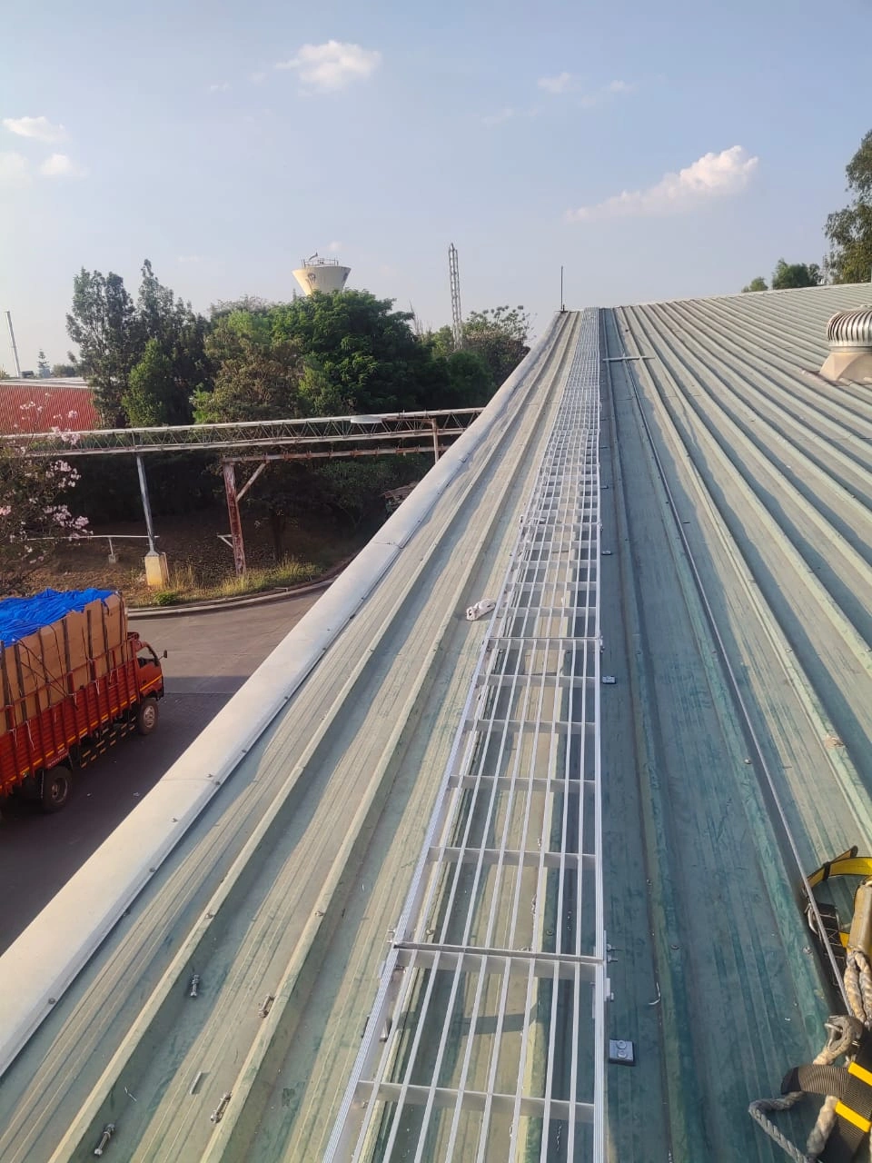 Aluminum Roof Walkway System-2