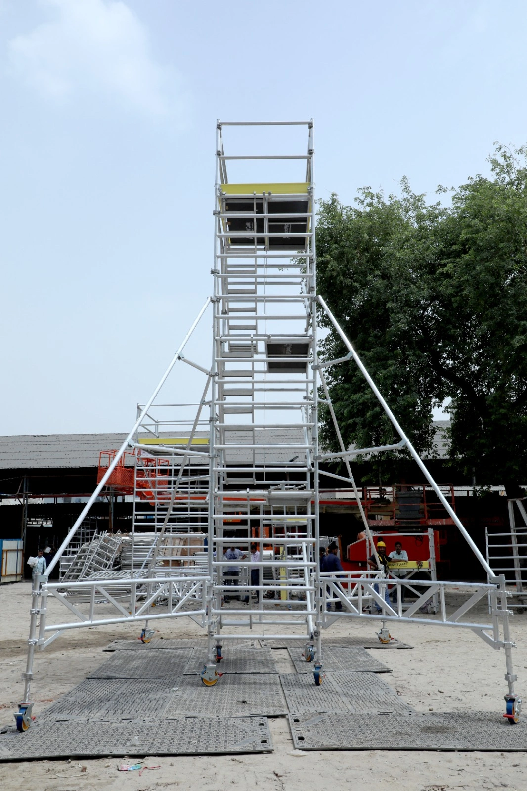 Double Width Aluminum Scaffolding-12622716