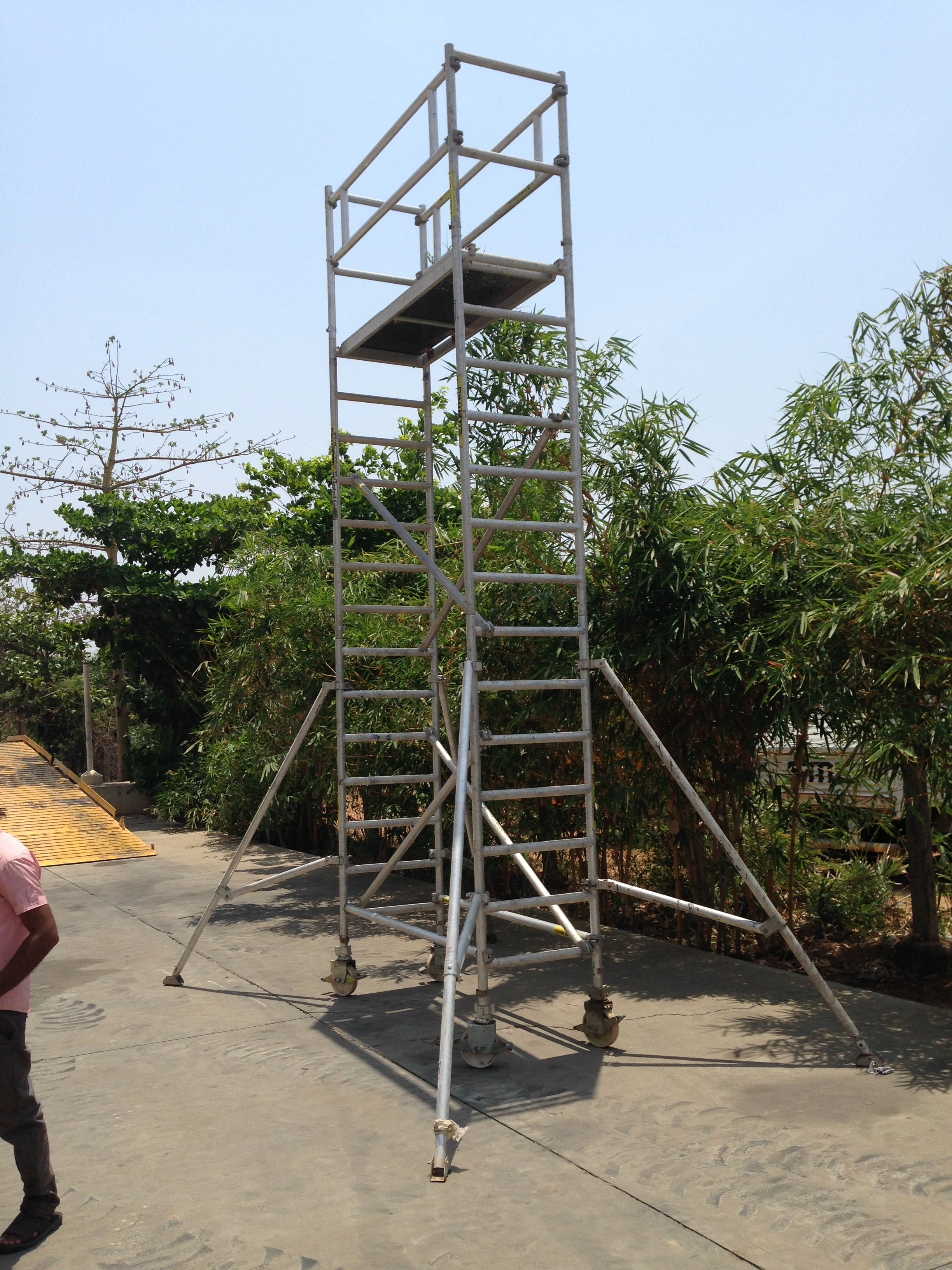 Mobile Scaffold Tower-1