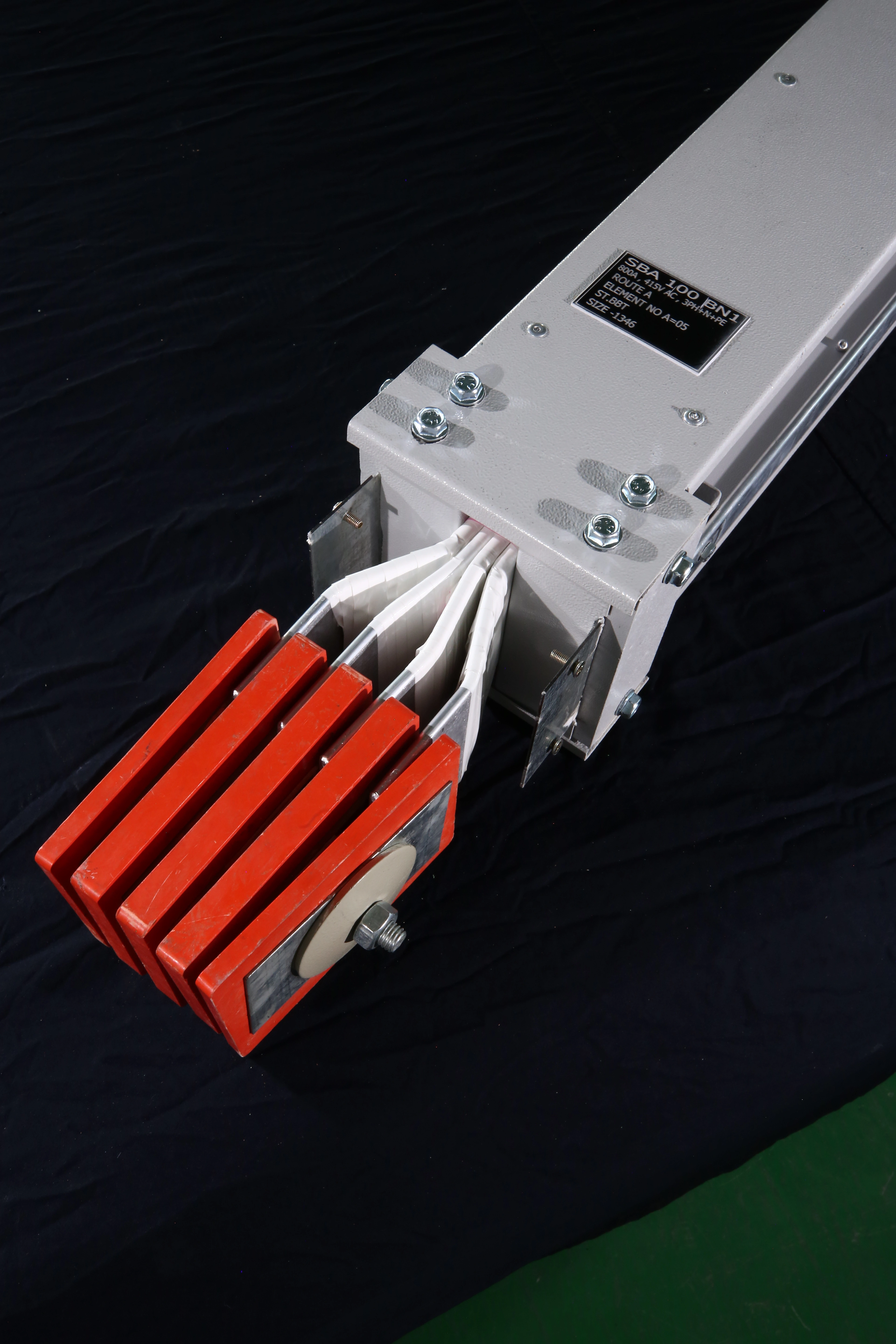 BBT (Busbar Trunking System)-1