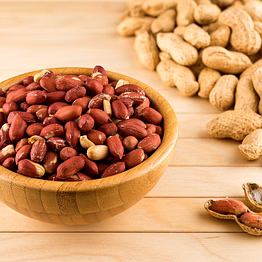 raw peanuts