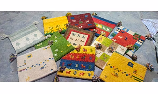 Handknotted Carpets