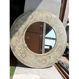 Stylish Mosaic Flower Pattern Silver Wall Mirror – Elegant Home Decor Accent