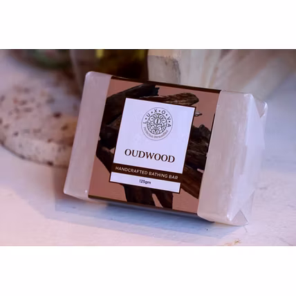 LUXOVA Oudwood soap-3