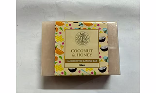 LUXOVA Coconut & Honey Soap