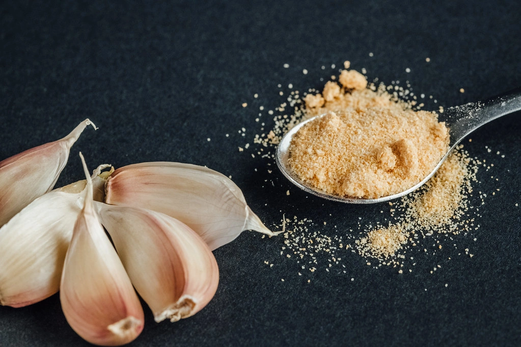 ORGANIC GARLIC POWDER (EXPORT QUALITY)-1