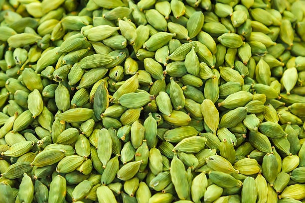 GREEN CARDAMOM-12639384