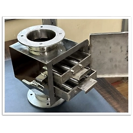 MAGNETIC DRAWER