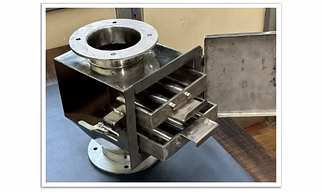 MAGNETIC DRAWER
