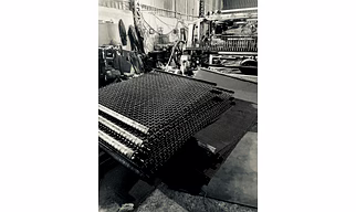 Wiremesh ,Vibrating screens & Conveyor rollers