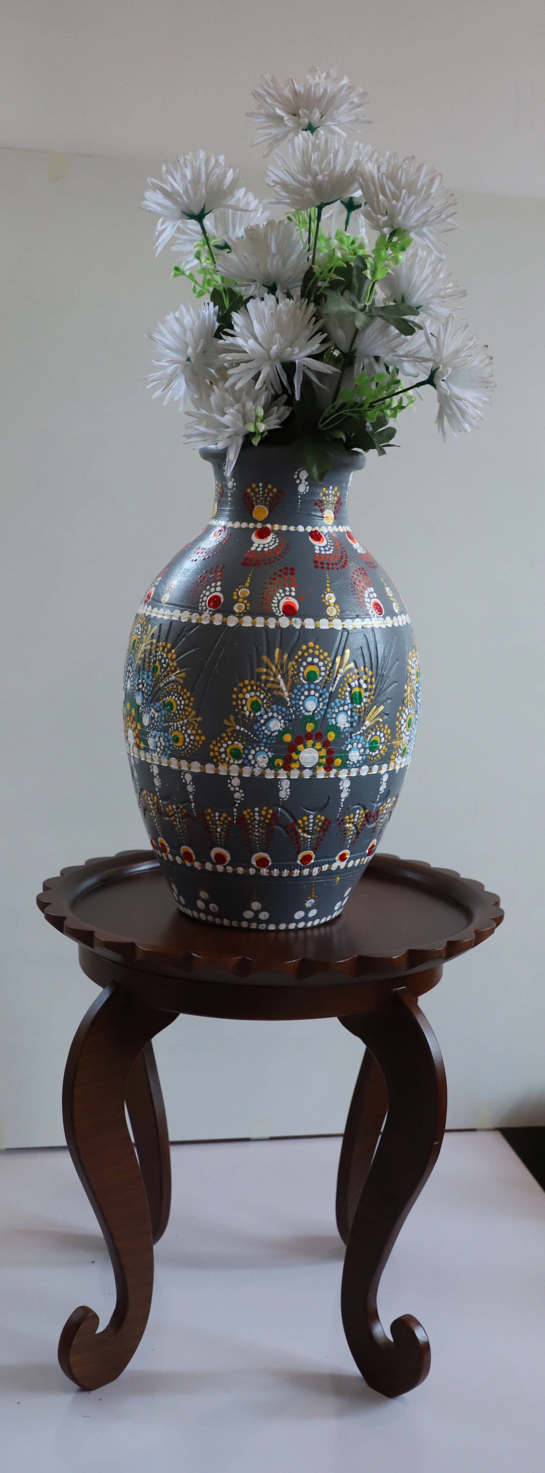 Hand-Painted Clay Vase – Artisan Crafted Beauty-12643259