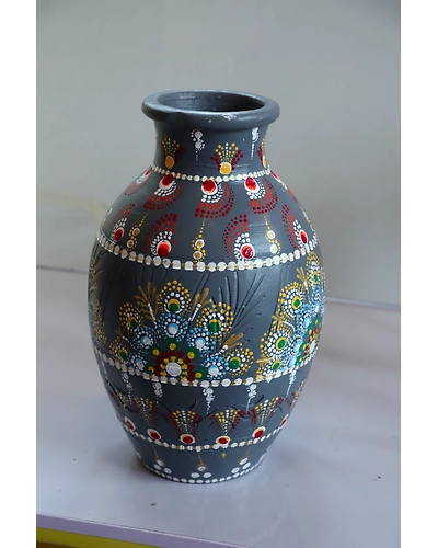 Hand-Painted Clay Vase – Artisan Crafted Beauty-2