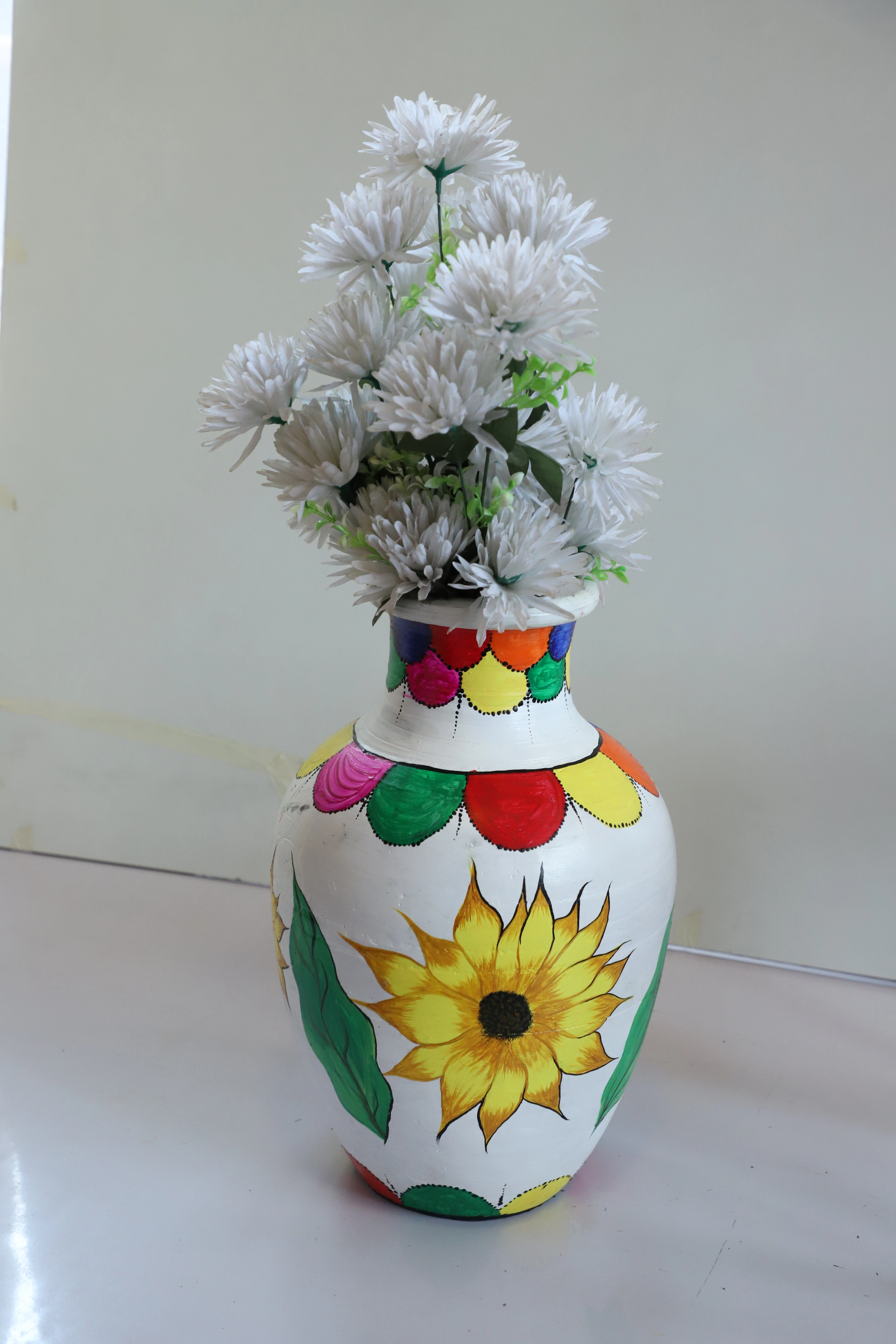 Hand-Painted Clay Vase – Colorful &amp; Unique-1