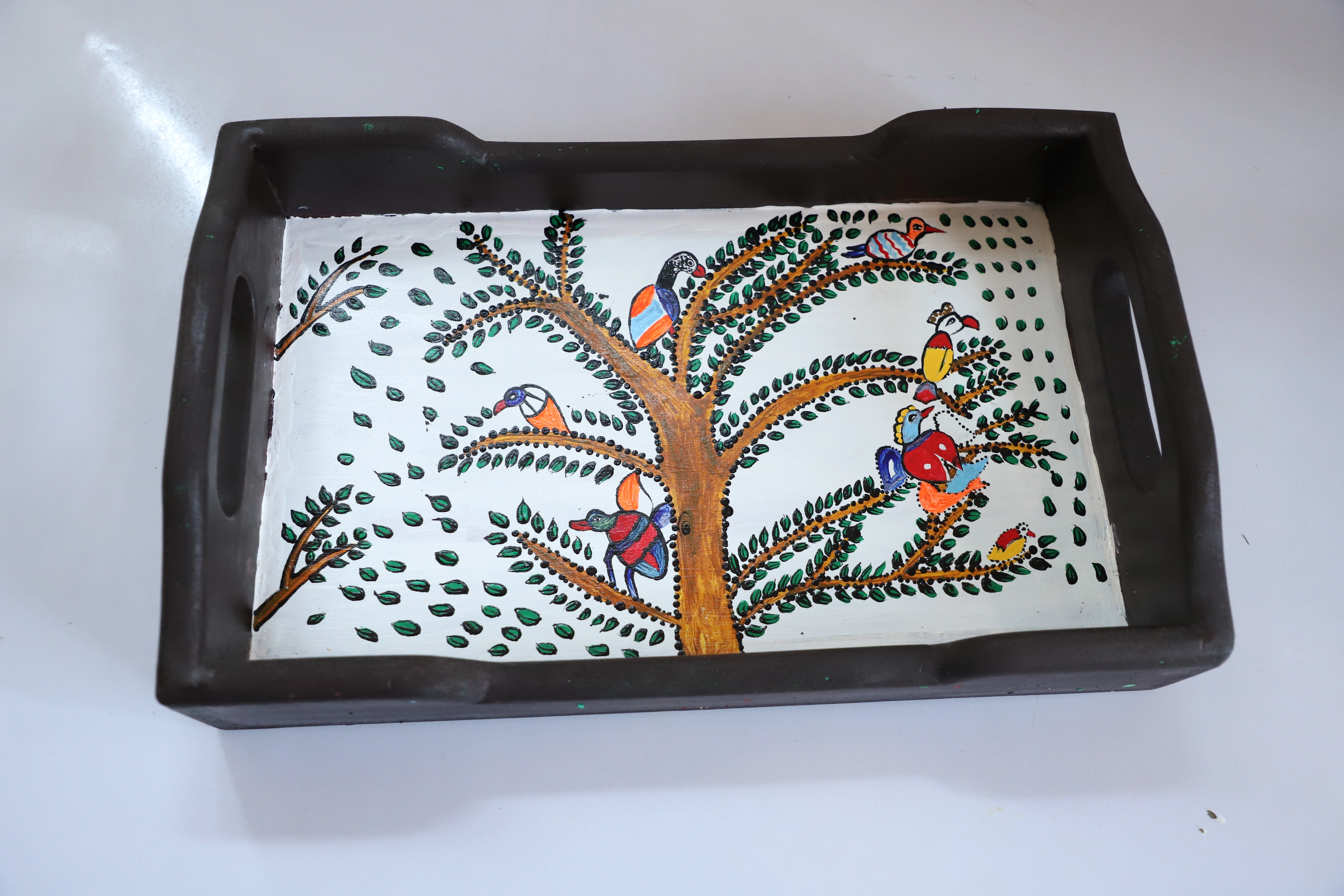 Hand-Painted Wooden Tray – Artisan Crafted Beauty-12644439