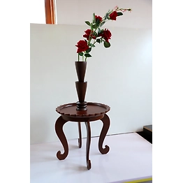Handcrafted Wooden Vase – Timeless & Elegant
