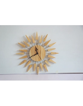 Natural Wooden Watch – Stylish & Sustainable