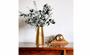 Iron hammerd Flower Pot