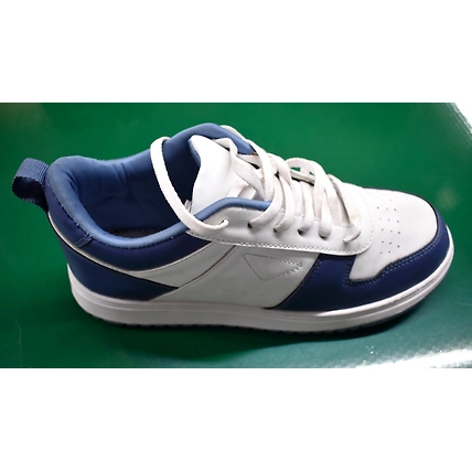 SNEAKERS-4
