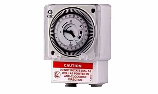 GIC Timer Switch FM1 / Quartz Daily 240 VAC Base/DIN Mounting