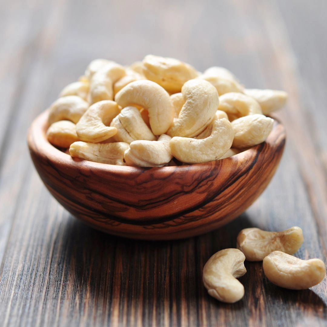 Whole Cashew-1