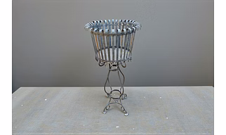 Handcrafted Iron Decorative Planter Stand