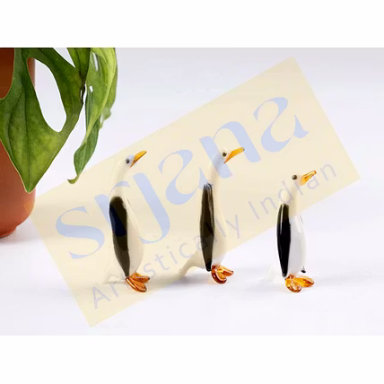 Glass Penguin-12732267