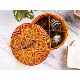 handwoven hogla grass partition box with lid