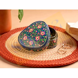 kashmiri paper-mache box